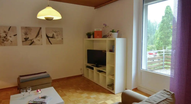 Апартаменты Spacious Apartment in Weser Uplands With Garden