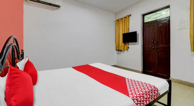 OYO Flagship 80693 New Galaxy Guest House, Rezerwuj Pensjonat Calangute North Goa