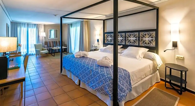 Номер Superior Parador de Málaga Gibralfaro