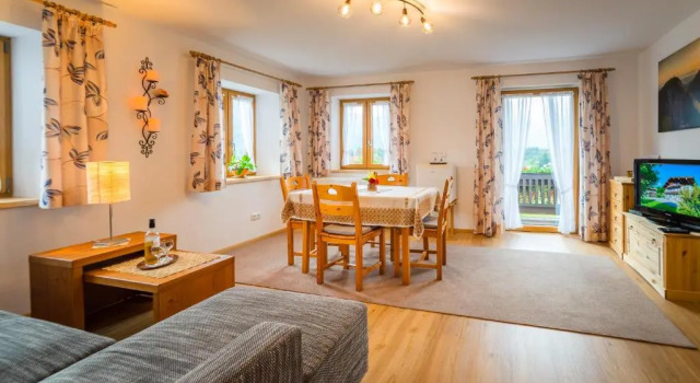 Schmuckhof, Rezervovat Hotel Hotely v Bavorsko s parkováním, Parkování