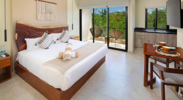 Люкс с видом на бассейн Cacao Tulum -Luxury Condos-