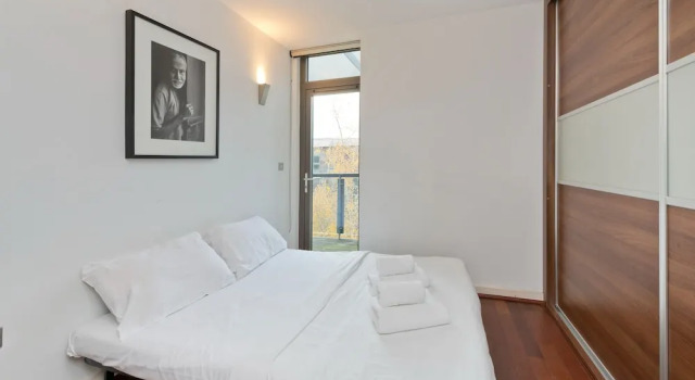 Апартаменты с 2 комнатами с балконом Spacious Flat With Balcony Close to the River in Greenwich by Underthedoormat