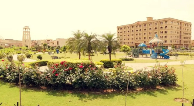 Апартаменты с 3 комнатами Executive 3 Bedrooms Apartment In Bahria Town