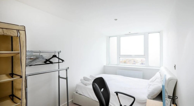 Great 2BR Flat - 10 min to Stratford & Victoria Pk