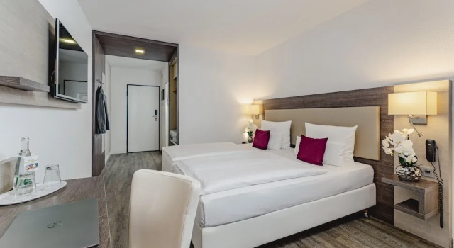 Двухместный номер Comfort PLAZA INN Karlsruhe Nord
