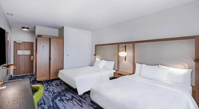 Четырёхместный номер Standard Fairfield by Marriott Inn & Suites Aberdeen, SD