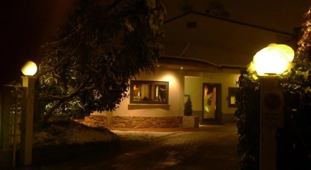 Hotel Motel K, Prenota Motel Casei Gerola Lombardia