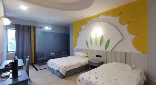Люкс с 3 комнатами Taishan Guiyuan Hotel