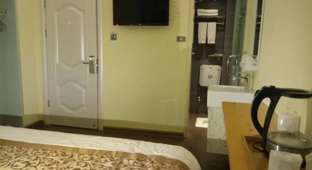 Guilin Jiuzaipangbian Boutique Inn