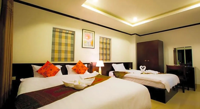 Номер Deluxe Douangchan Plaza Hotel