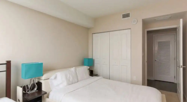 Люкс Deluxe с 2 комнатами с балконом Pelicanstay in Coconut Grove Miami