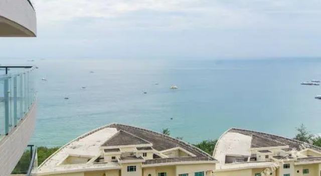 HOME Suite Seaview Holiday Seaview Inn