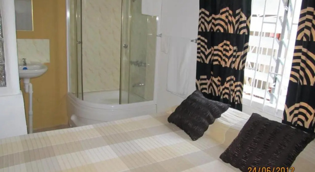 Номер Deluxe Barefoot Guest House
