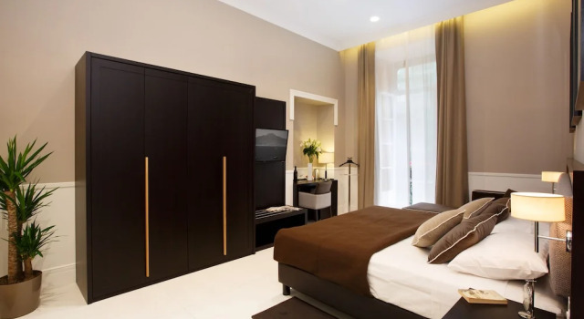Семейный люкс с балконом NAP Luxury Guest House Bovio