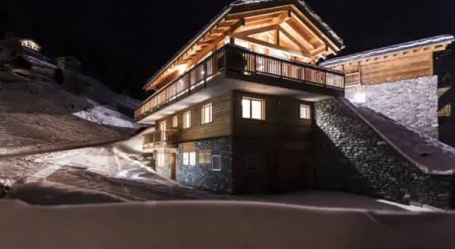 Swiss Alps Village Sarl, Varaa Mökki Mökit kohteessa Valais, Mökki