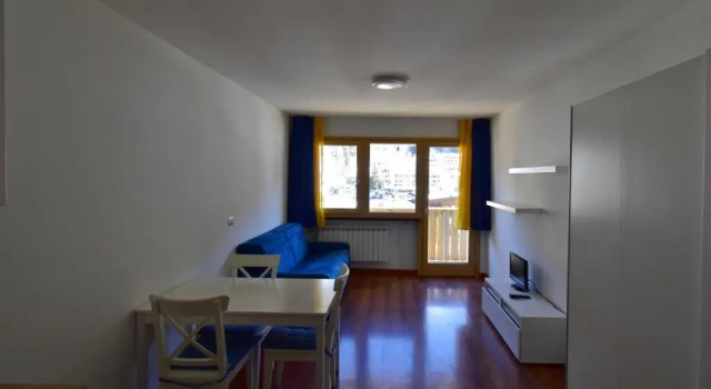 Emerald Studio Apartment