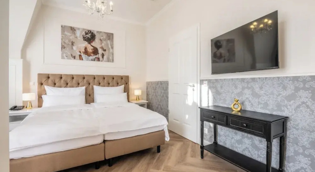 Люкс с балконом Hotel Alex an der Ahr