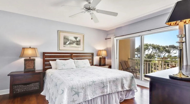 302 Windsor 1 Bedroom 2 Bathrooms Condo