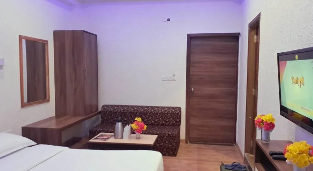 Manwar Garden Resort Mount Abu, Book Ferieresort Hoteller i Rajasthan med morgenmad, Morgenmad