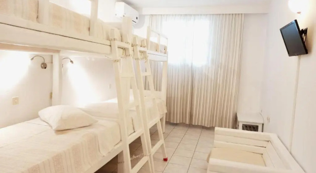 Четырёхместный номер Economy Polos Hotel Paros