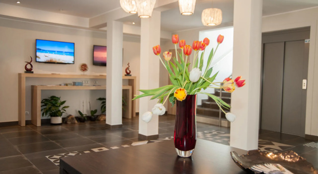 Hotel Davia, Varaa Hotelli Corbara 