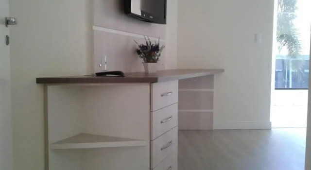 Hotel Kirst, Забронировать Отель Отели в центре Пиратуба, в центре
