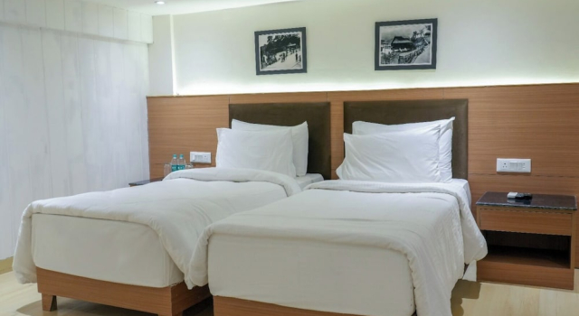 Трёхместный семейный номер Standard Ramada by Wyndham Mussoorie Mall Road