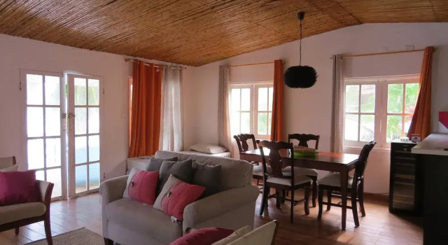 Brother Sun Villas, Đặt Khách sạn Isla Grande Colon