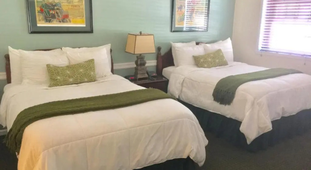 Люкс Whitman Motor Lodge