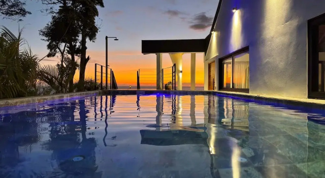 Вилла Luxury Seataya Oceanview Luxury Villas