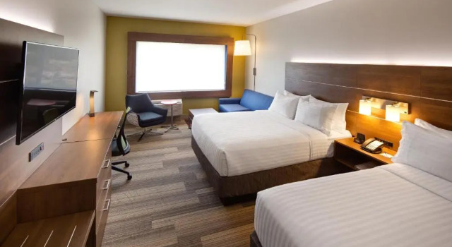 Двухместный люкс Holiday Inn Express & Suites Terrace by IHG
