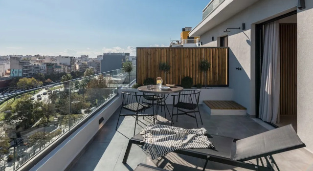 Люкс Executive Hub Suites, Luxury living in Athens