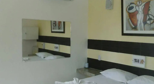 Hotel Ellegance
