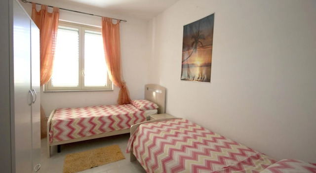 Apartment With 2 Bedrooms in Caulonia Marina, With Wonderful Mountain View, Pool Access, Furnished Balcony - 100 m From the Beach, Book Lejlighed Lejligheder i Caulonia, Lejlighed