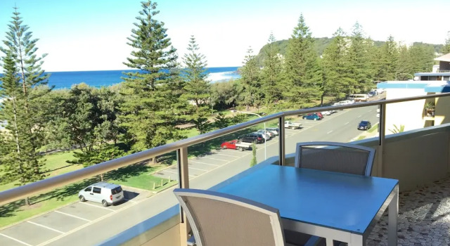 Номер Standard с 2 комнатами с балконом и с видом на океан Wyuna Beachfront Holiday Apartments