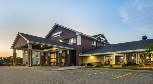Americinn Hotel, Varaa Hotelli Hotellit Minnesota pysäköinnillä, Pysäköinti