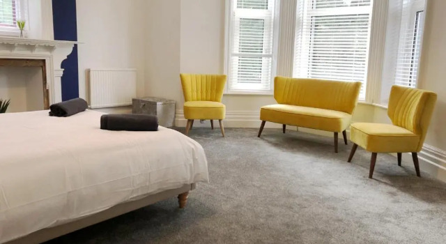 Summer Breeze. 3-bed apartment close to the beach, Varaa Huoneisto Asunnot kohteessa Merseyside, Huoneisto