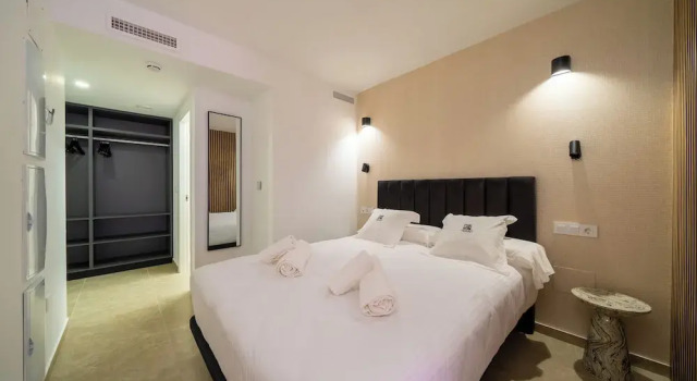Четырёхместный номер Standard Alicante Smart Accommodation