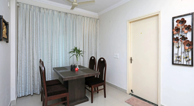 OYO 9774 Home Modern 3BHK near Celebration Mall, Забронировать Отель Отели штата Раджастхана 3 звезды, 3*