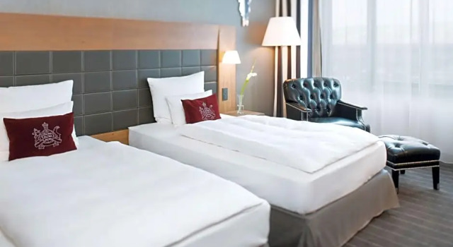 Номер Premium MÖVENPICK Hotel Stuttgart Airport