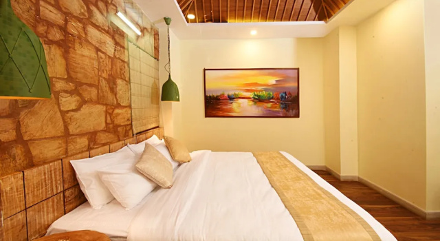 Полулюкс Woodapple Hotel and Spa