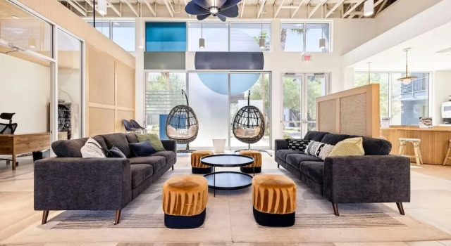 Landing Spectacular 1BD Yoga Studio Gym, Забронировать Апартаменты/квартира Глендейл Phoenix Metropolitan Area