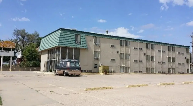 Sunflower Inn, Book Hotel Hutchinson Kansas