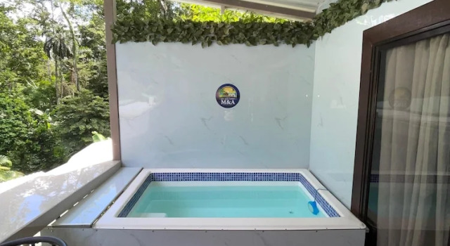 Семейная вилла с 3 комнатами с балконом HOTEL, VILLAS y GLAMPINGS MYA -PUERTO VIEJO, Limon, CR