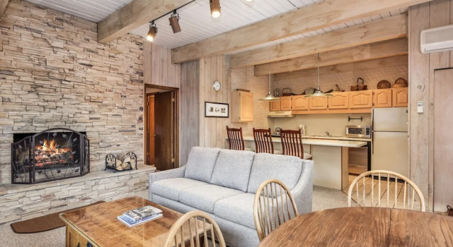 Номер Standard Chateau Chaumont by Snowmass Vacations