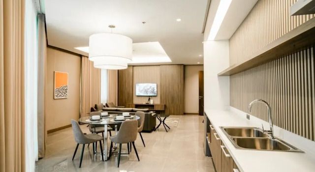 Двухместный люкс с видом на город Hotel A and A Quezon City powered by Cocotel