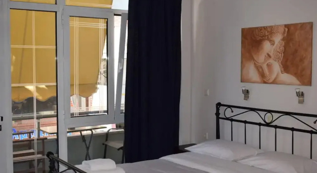 Апартаменты Standard с балконом и с видом на город Alena Apartments