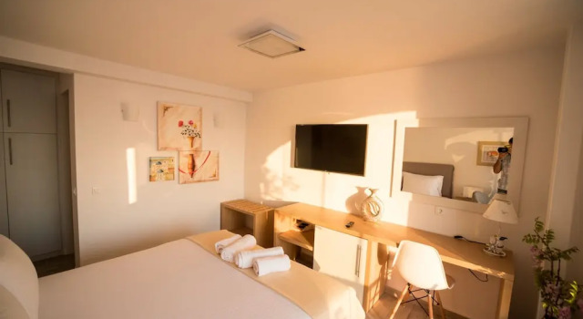 Полулюкс с балконом и с видом на море Kratiras View Luxury Suites