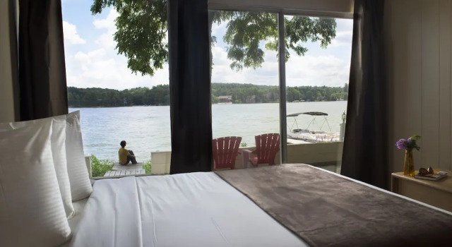 Номер Comfort с балконом Delton Oaks Resort