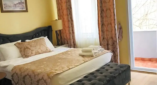 Standardowy dwuosobowy pokój La Mer Boutique Hotel